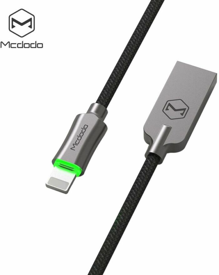 MCDODO CA - 390 Knight Series 8 Pin 2.4A Data Cable 1.8M